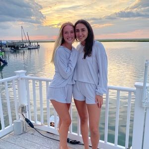 Meet your Posher, Lia